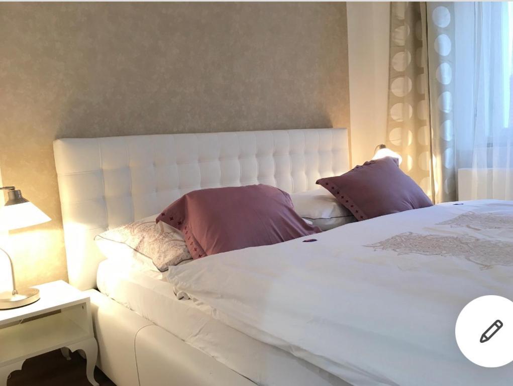 Romantic Petra - Free Parking Friday-sunday Apartmán Prague